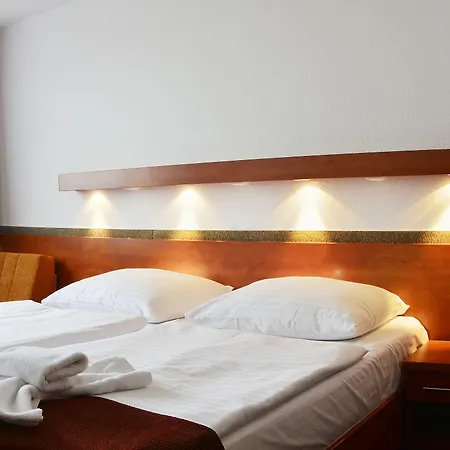 Отель Olympik Tristar