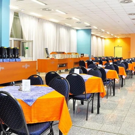 Olympik Tristar Отель Прага