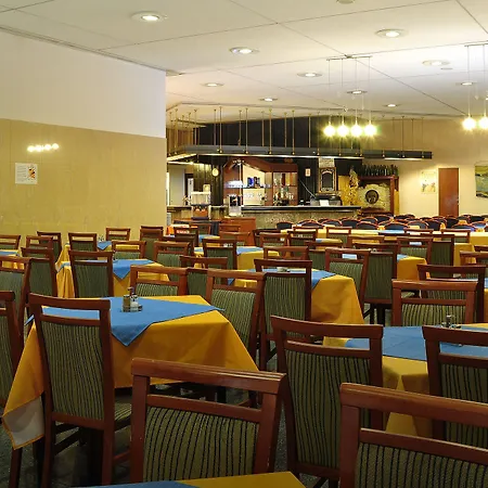 Olympik Tristar Отель Прага