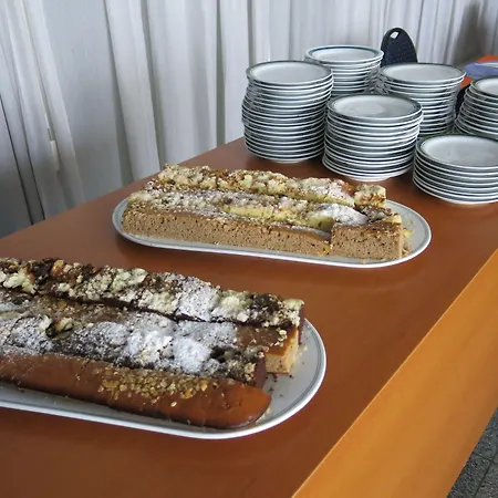 Olympik Tristar Отель Прага