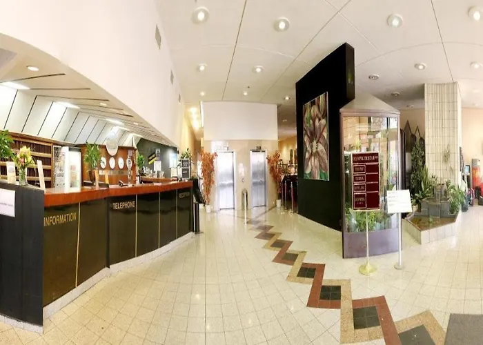 Olympik Tristar Hotell 3*