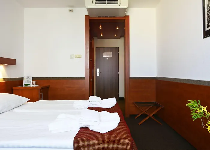 Olympik Tristar Hotel