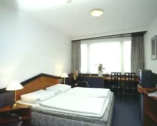 Olympik Tristar Hotell 3*